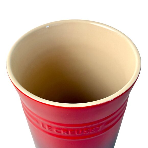 Le Creuset Large Canister 5 Qt Cerise Red Stoneware with Box No Lid EUC - Picture 7 of 12